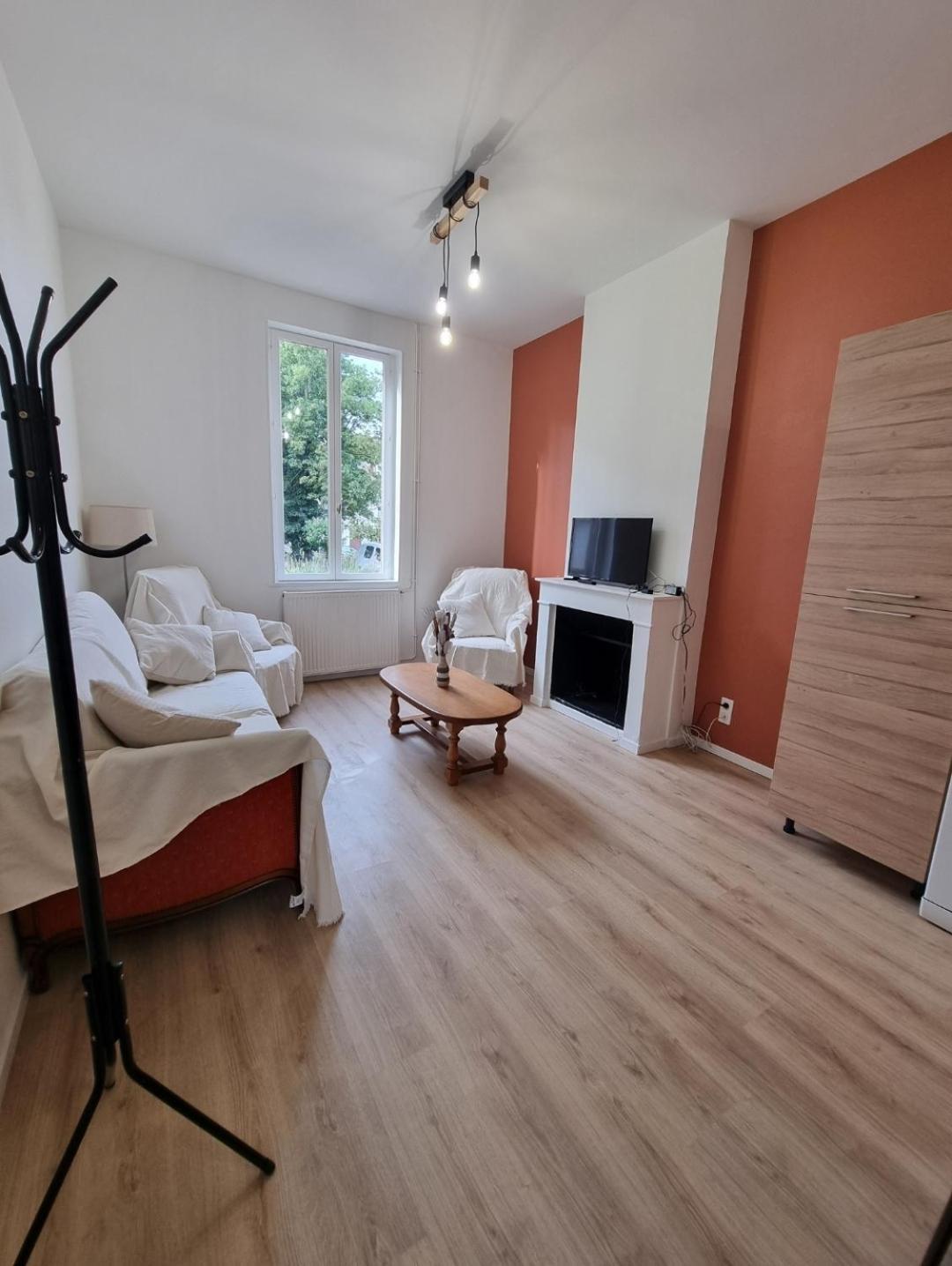 L Essentiel Gite Pour 6 Personnes Sireuil (Dordogne) Exterior foto