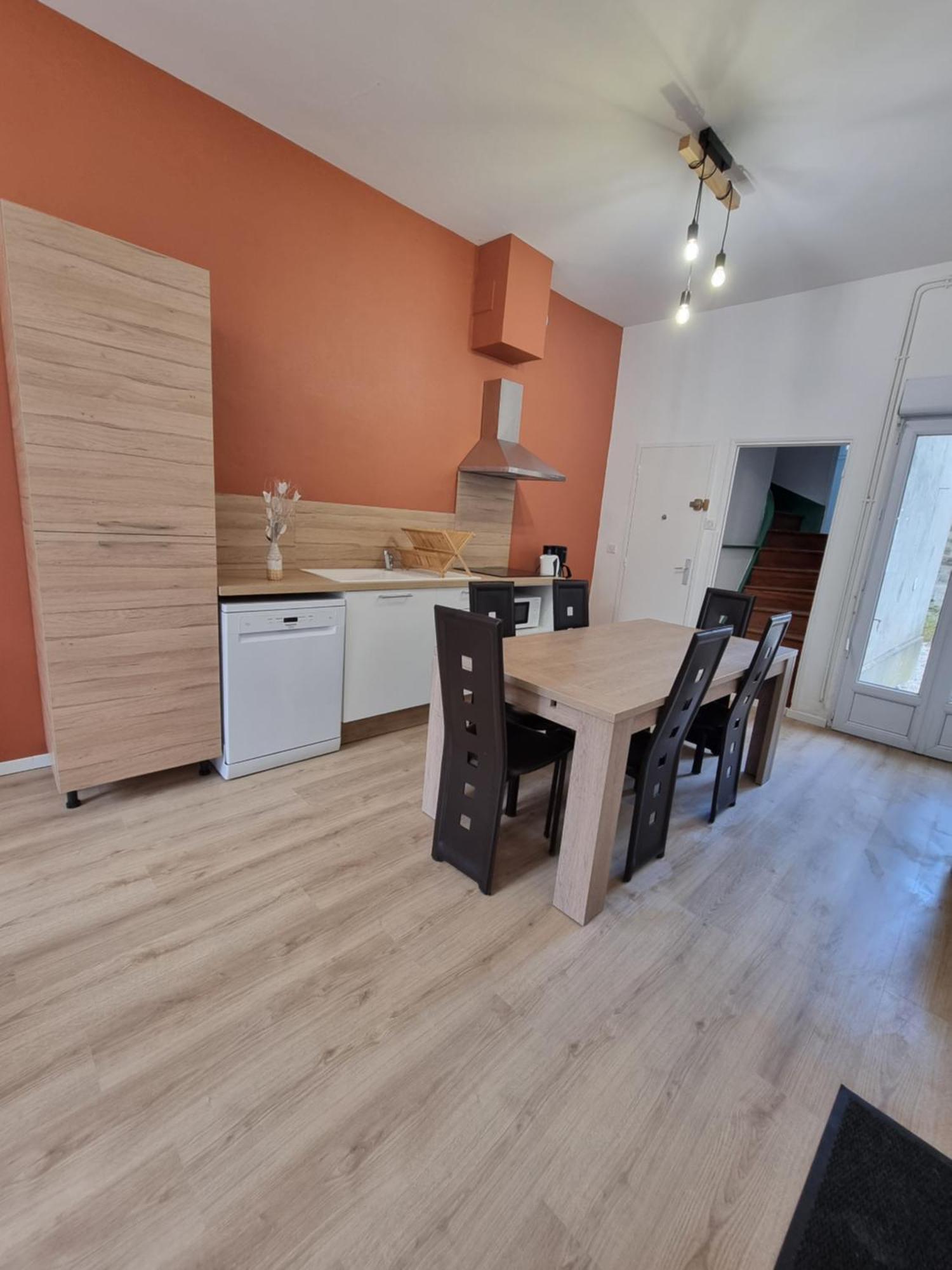 L Essentiel Gite Pour 6 Personnes Sireuil (Dordogne) Exterior foto